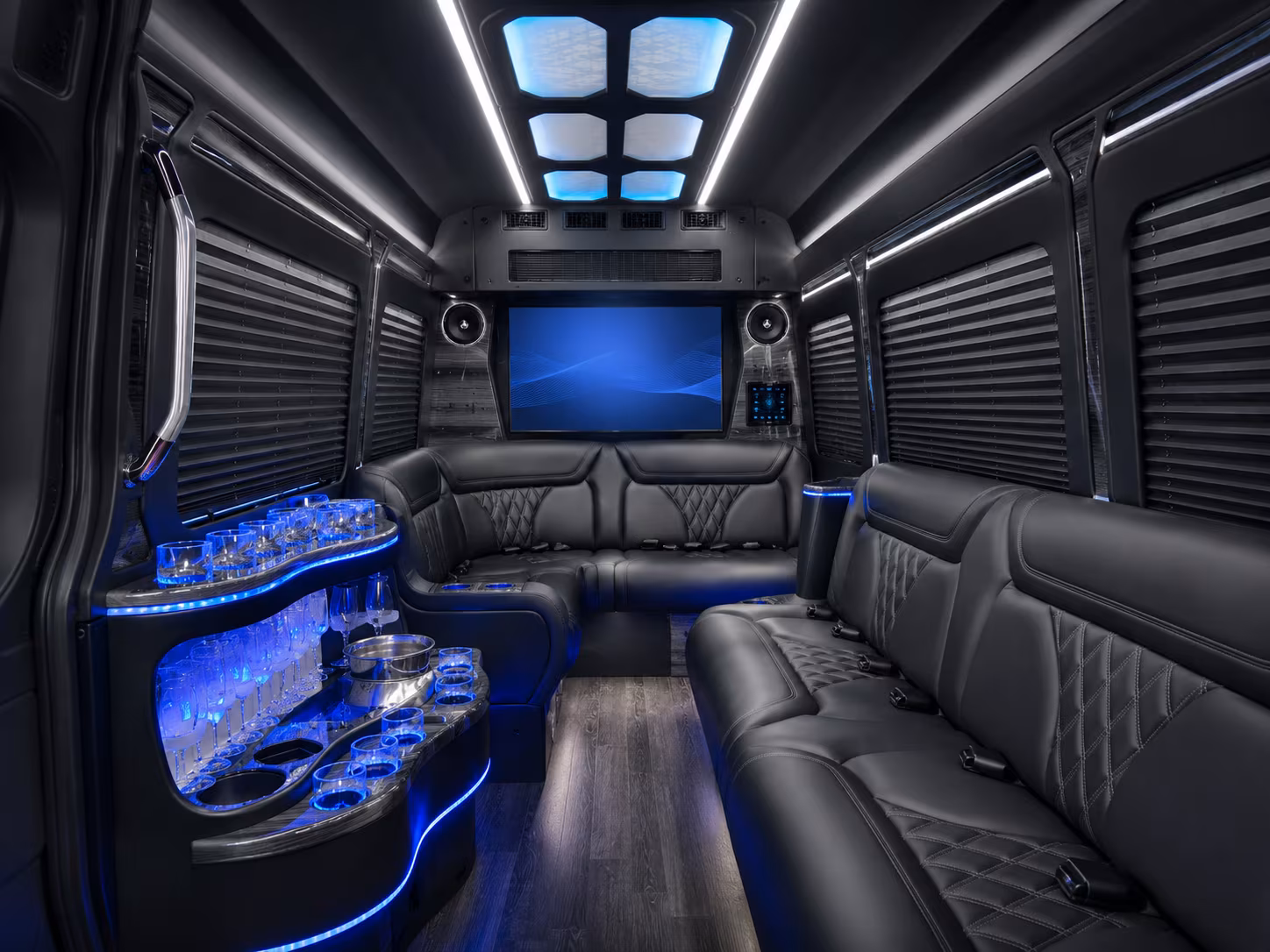 aurora make an entrance with aurora prom transportation