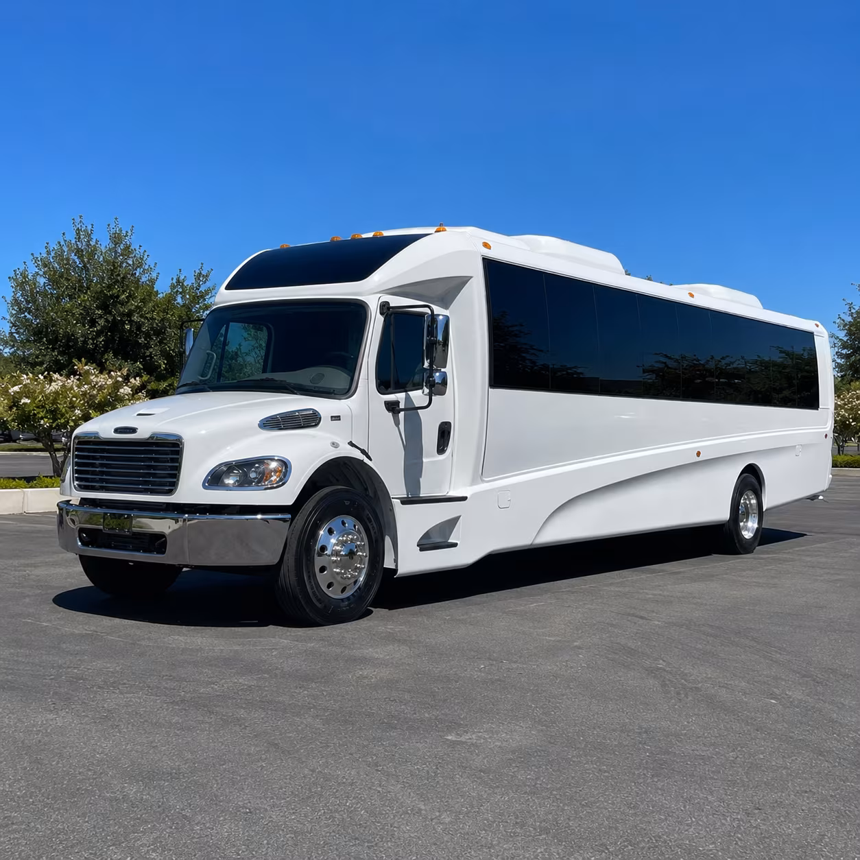 corporate shuttles between castle rock and the denver tech center
