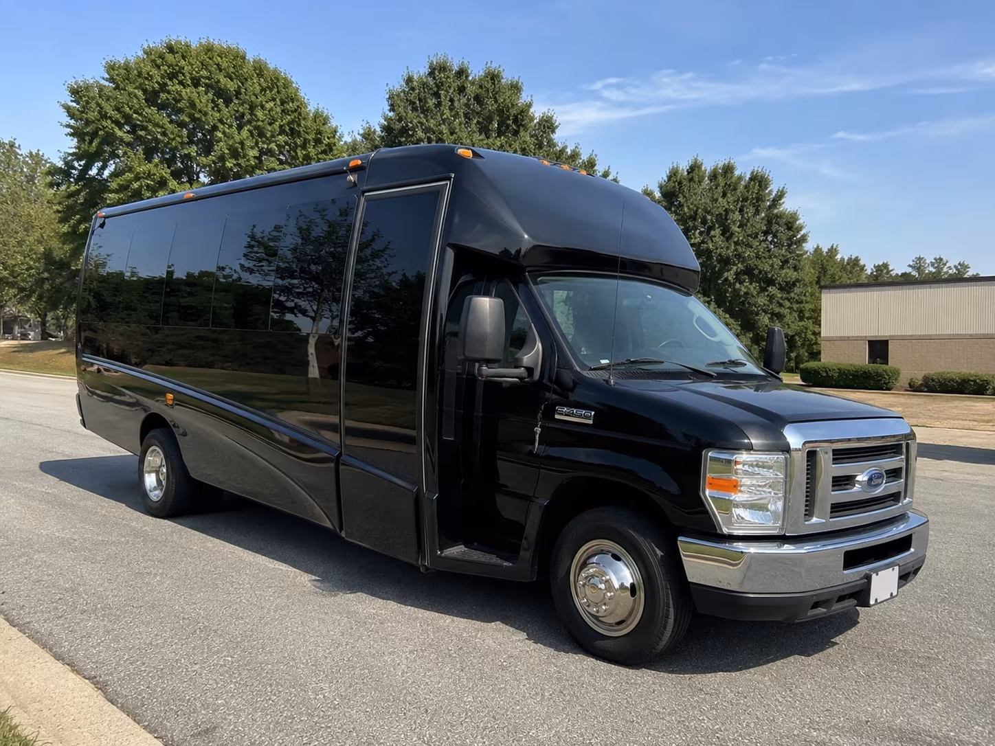englewood employee transportation for every shift