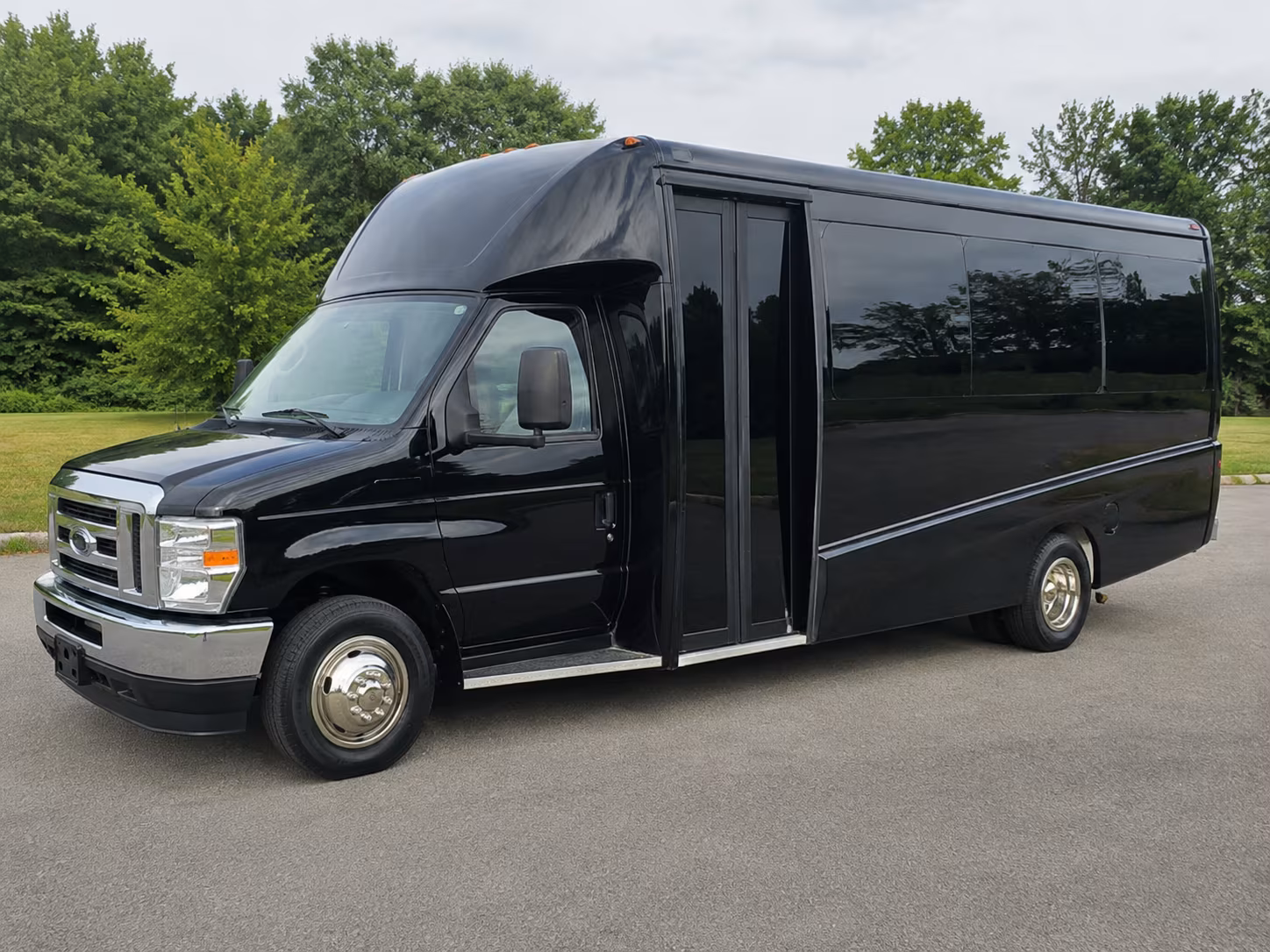 greenwood village use a greenwood village bus rental for your next convention