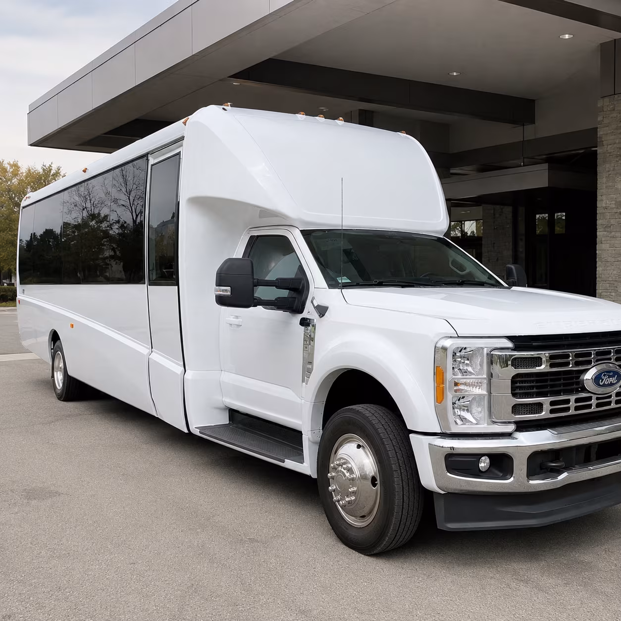 shuttle guests from denver and the tech center to your castle rock venue