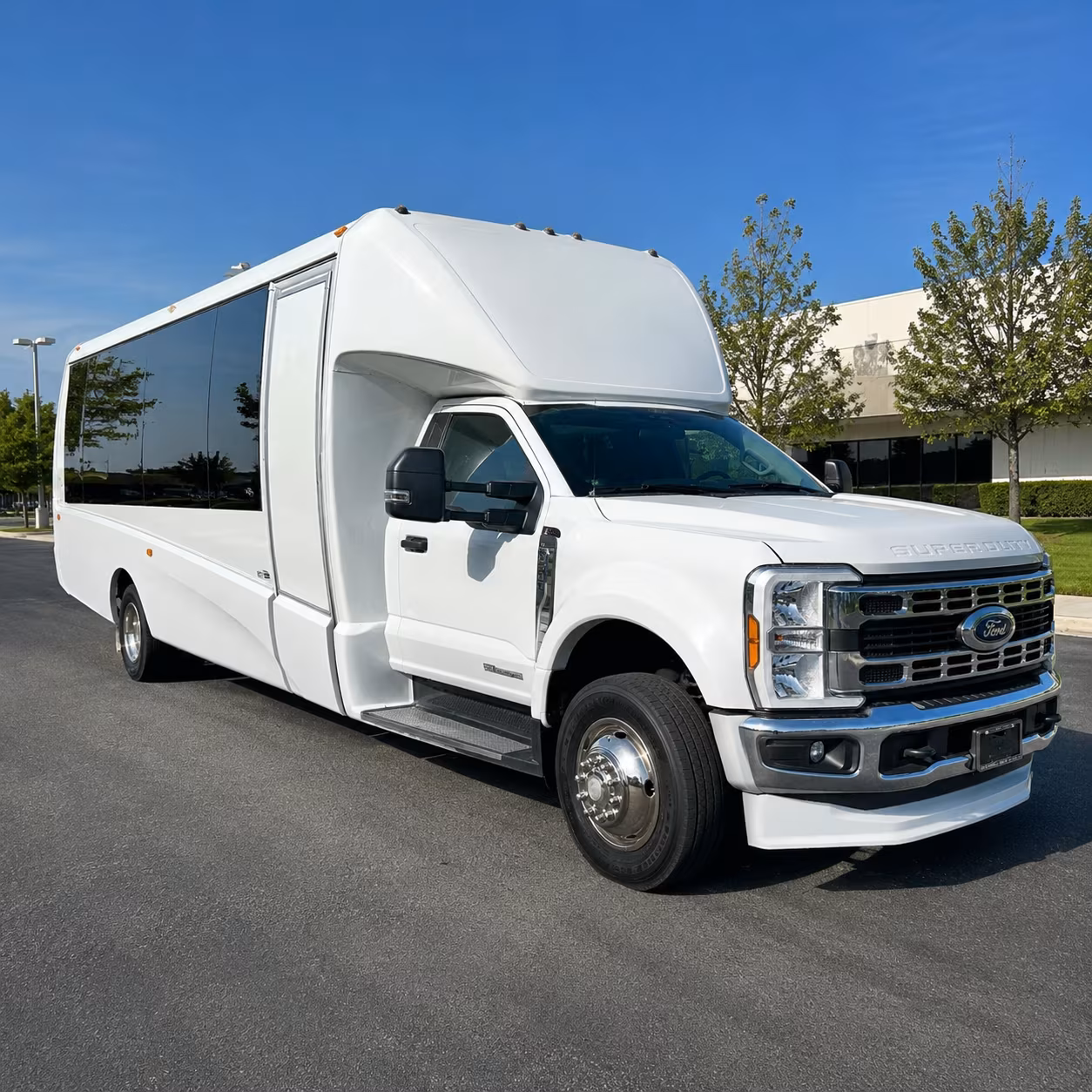 whatever your group size there s a bus for the palisade wine country run