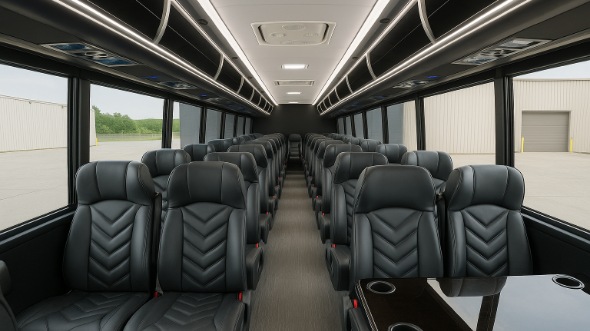 castle rock 15 passenger minibus rental