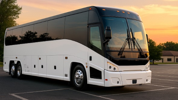 castle rock vacation bus rentals for family trips